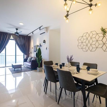 Contemporary United Point 6 Pax 现代风格 Desa Park & Mont Kiara Lägenhet Kuala Lumpur Exteriör bild