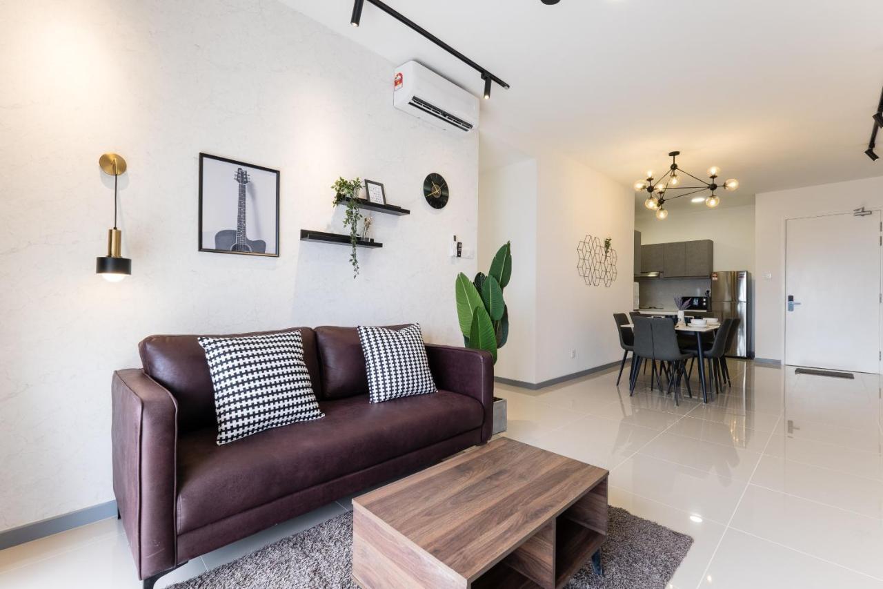 Contemporary United Point 6 Pax 现代风格 Desa Park & Mont Kiara Lägenhet Kuala Lumpur Exteriör bild